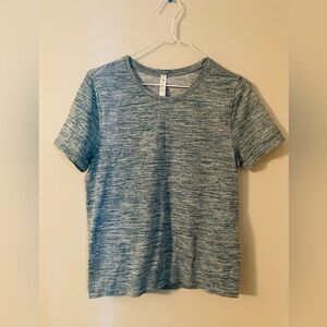 Like New Athleta Small Heather T-shirt​​